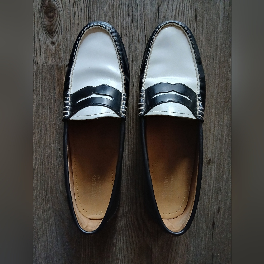 Weejuns "Whitney " Classic Loafers/Size9.